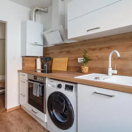 Apartment Design / 2 / / Contactless Check-in Hannover