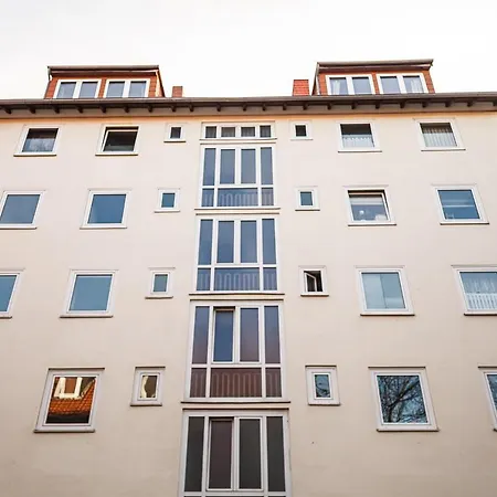 Design / 2 / / Contactless Check-in Apartment Hannover