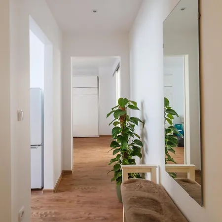 Apartment Design / 2 / / Contactless Check-in Hannover